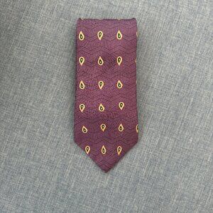 Barrington 100%‎ silk USA made Purple Paisley tie